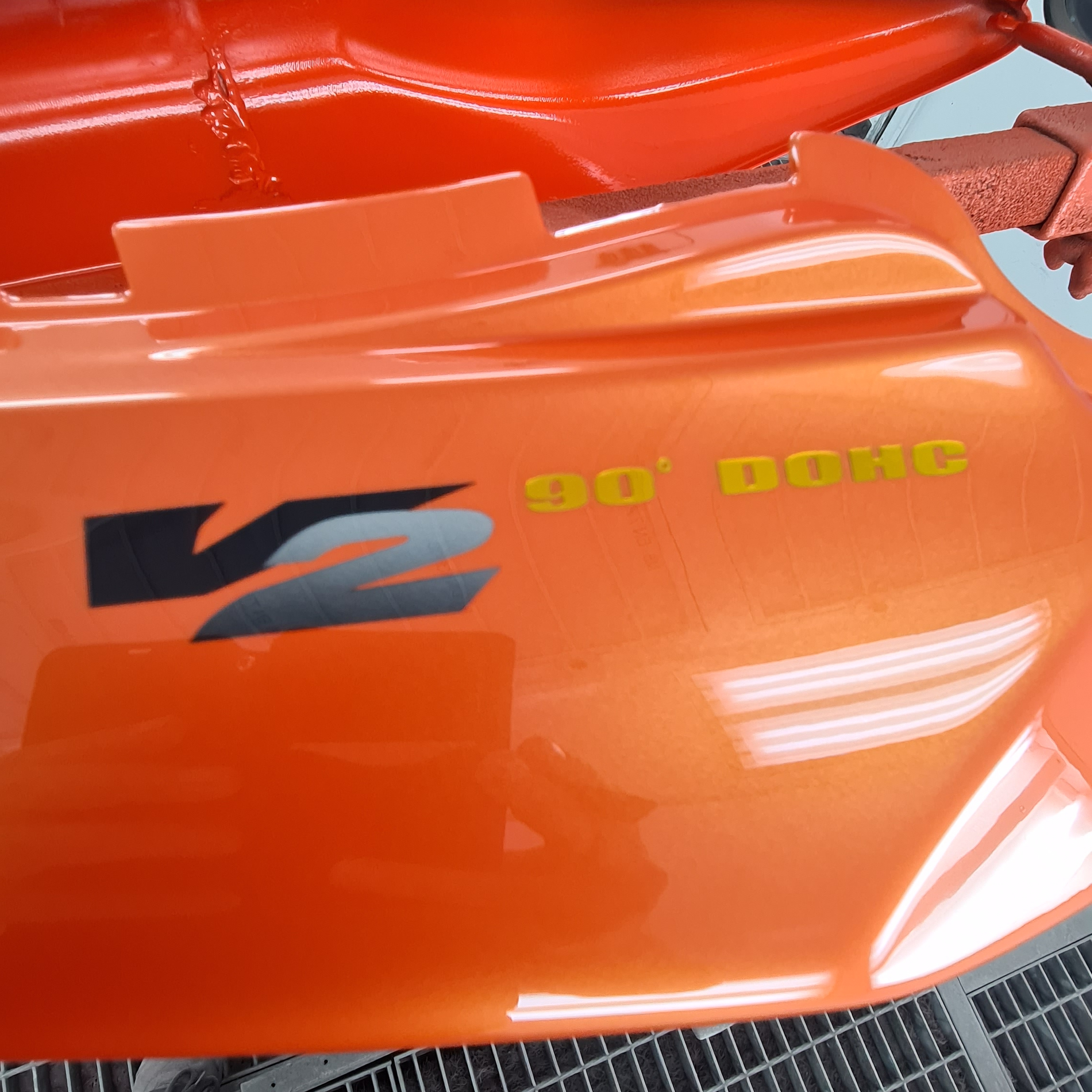 Honda VTR Firestorm 1000 orange 29