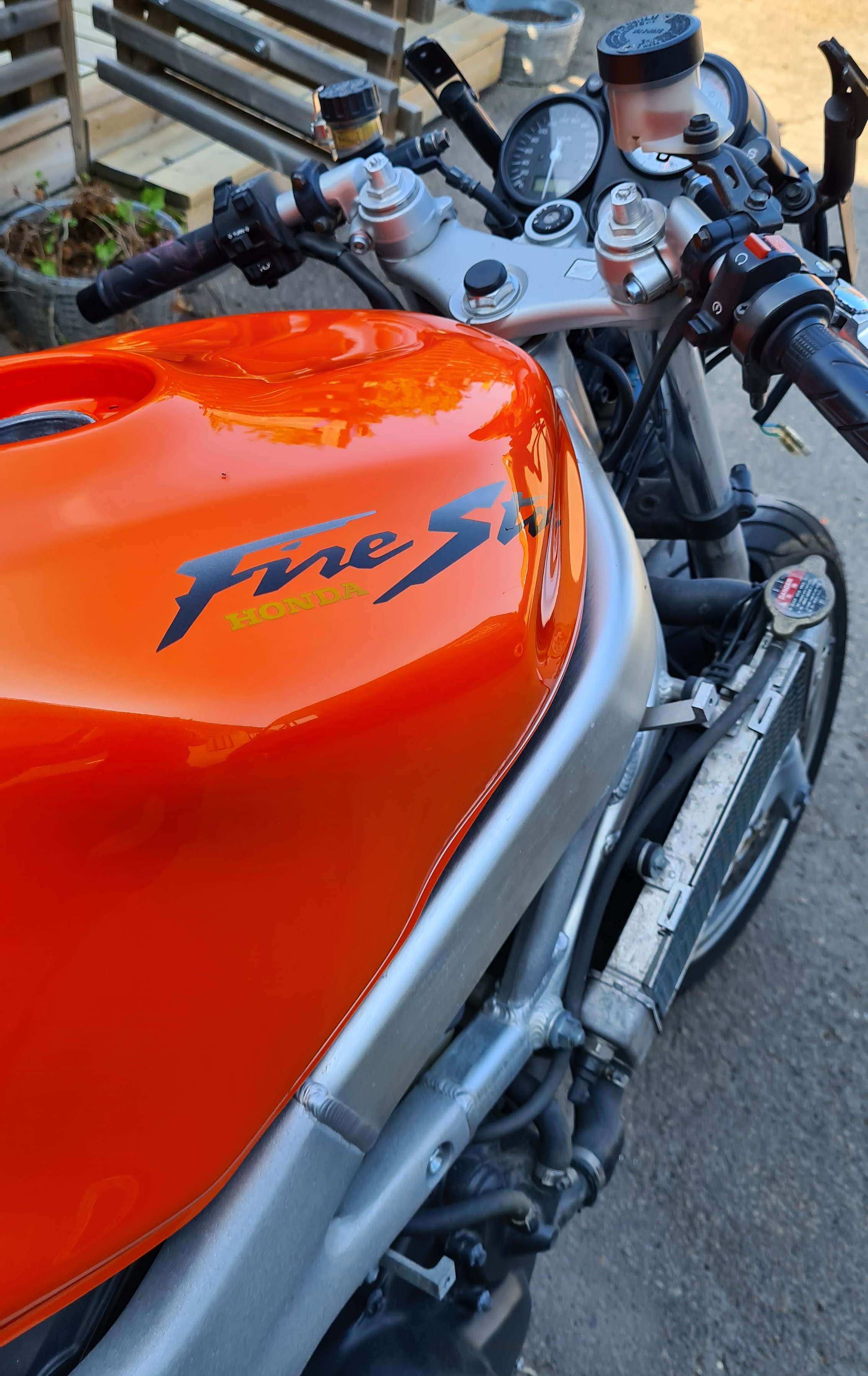 Honda VTR Firestorm 1000 orange 34