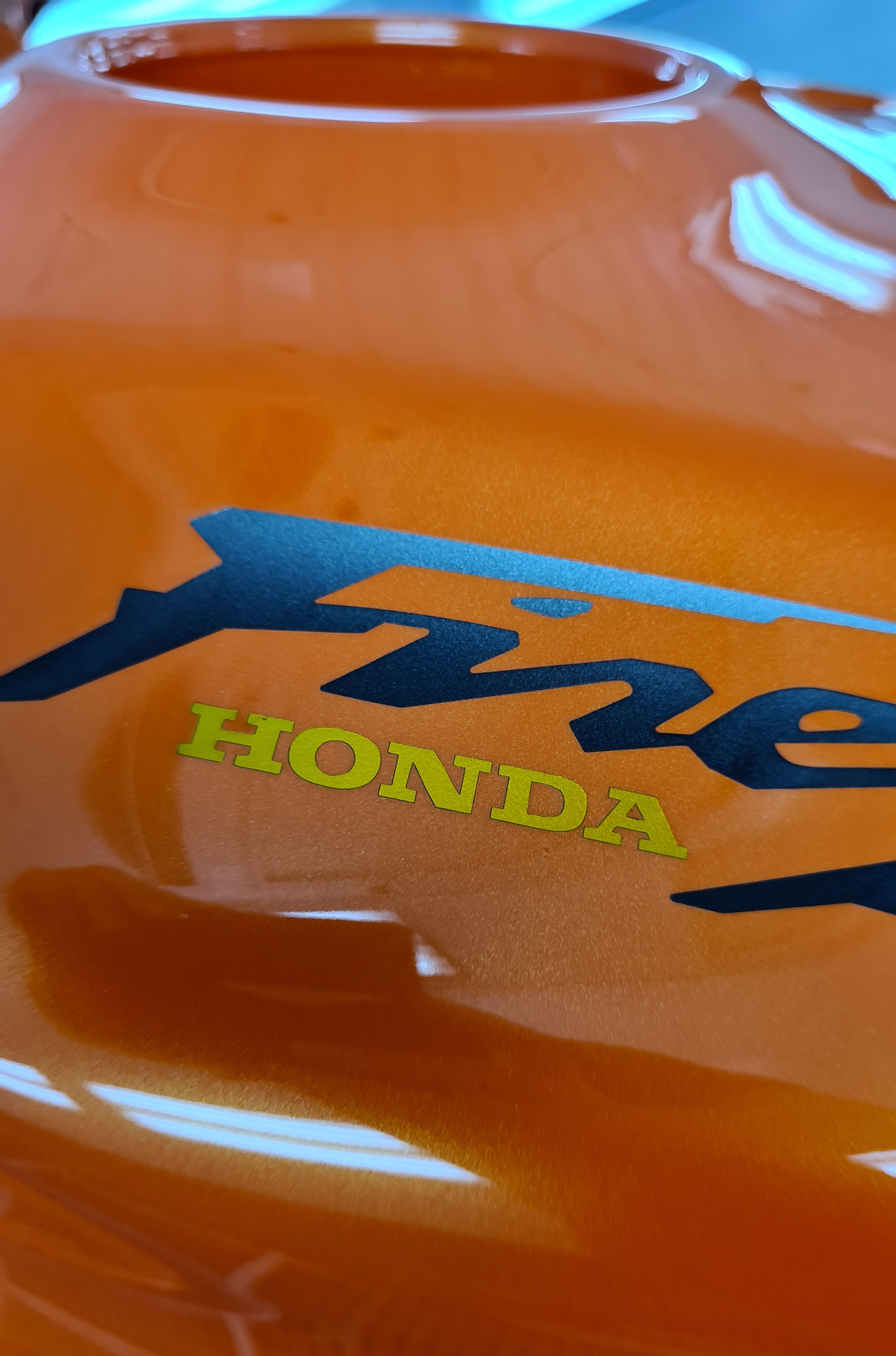 Honda VTR Firestorm 1000 orange 35