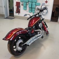 Yamaha Stryker 1300 gold stripes red marble candy 11
